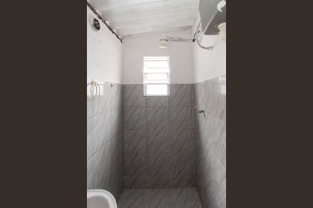 Banheiro de casa para alugar com 1 quarto, 60m² em Jardim Brasil, São Paulo