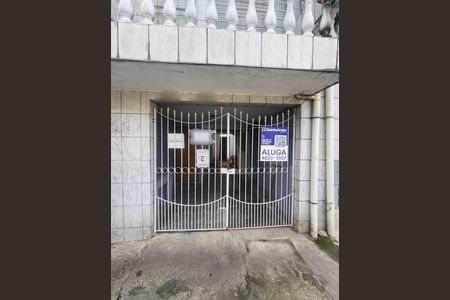 Casa para alugar com 60m², 1 quarto e sem vaga Casa para alugar com 60m², 1 quarto e sem vagaFachada