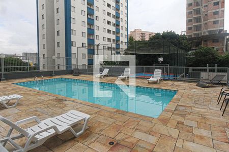 Apartamento à venda com 44m², 2 quartos e 1 vaga Apartamento à venda com 44m², 2 quartos e 1 vagaPiscina