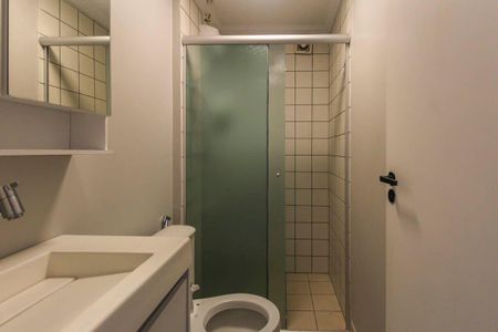 Apartamento à venda com 44m², 2 quartos e 1 vaga Apartamento à venda com 44m², 2 quartos e 1 vagaBanheiro