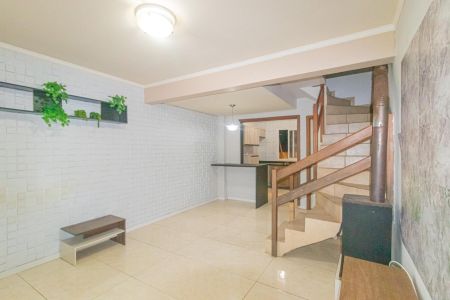 Casa de condomínio para alugar com 60m², 2 quartos e 2 vagas Casa de condomínio para alugar com 60m², 2 quartos e 2 vagasSala