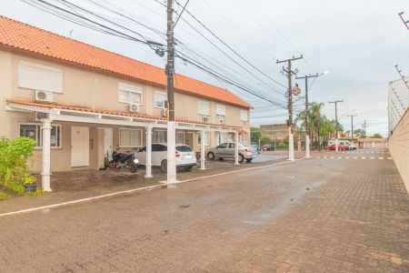 Casa de condomínio para alugar com 60m², 2 quartos e 2 vagas Casa de condomínio para alugar com 60m², 2 quartos e 2 vagasFachada do Prédio