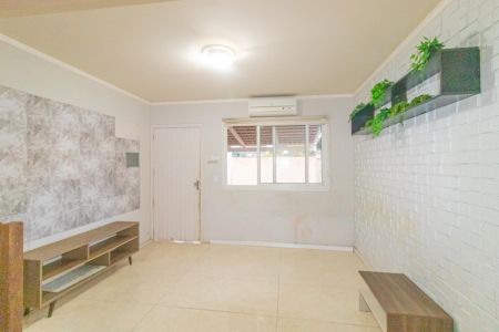 Casa de condomínio para alugar com 60m², 2 quartos e 2 vagas Casa de condomínio para alugar com 60m², 2 quartos e 2 vagasSala