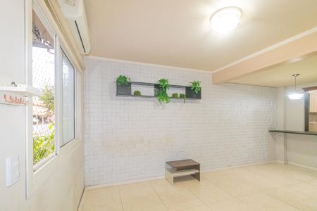 Casa de condomínio para alugar com 60m², 2 quartos e 2 vagas Casa de condomínio para alugar com 60m², 2 quartos e 2 vagasSala