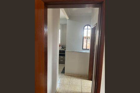 Corredor de casa à venda com 6 quartos, 186m² em Pousada Santo Antonio, Belo Horizonte
