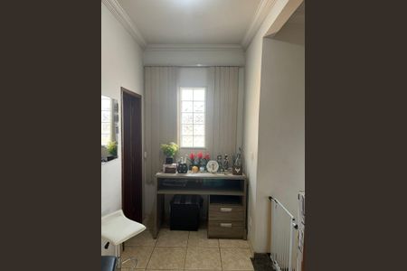 Casa à venda com 186m², 6 quartos e 3 vagasSala