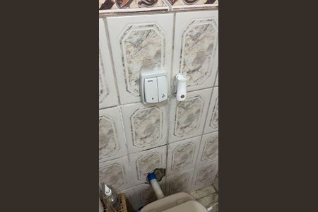 Casa à venda com 186m², 6 quartos e 3 vagasBanheiro