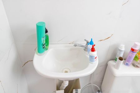 Apartamento para alugar com 65m², 2 quartos e sem vaga Apartamento para alugar com 65m², 2 quartos e sem vagaBanheiro