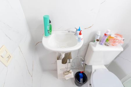 Apartamento para alugar com 65m², 2 quartos e sem vaga Apartamento para alugar com 65m², 2 quartos e sem vagaBanheiro