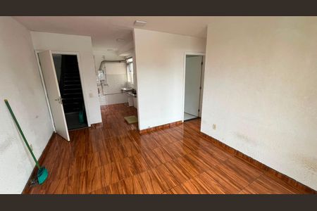 Sala de apartamento para alugar com 2 quartos, 65m² em Santa Cruz, Rio de Janeiro