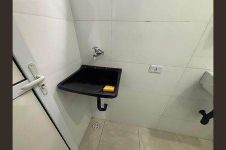 Área de Serviço de apartamento para alugar com 1 quarto, 20m² em Vila Nhocuné, São Paulo