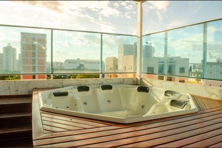 Apartamento à venda com 359m², 5 quartos e 4 vagas