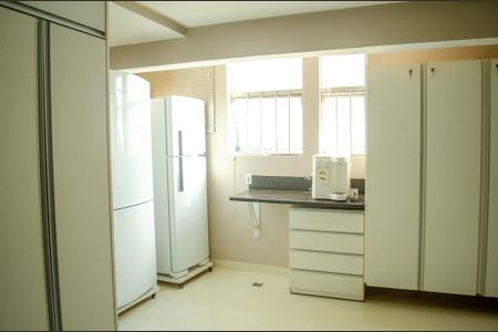 Apartamento à venda com 359m², 5 quartos e 4 vagas