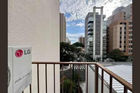 Sacada de apartamento para alugar com 1 quarto, 49m² em Bonfim, Campinas