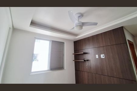 Foto 01 de apartamento à venda com 3 quartos, 90m² em Castelo, Belo Horizonte