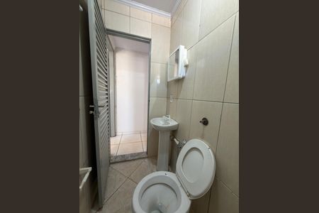 Casa à venda com 400m², 1 quarto e 6 vagas Casa à venda com 400m², 1 quarto e 6 vagasBanheiro