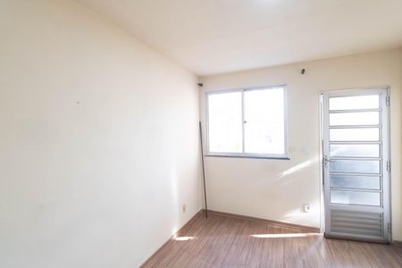 Sala de apartamento para alugar com 2 quartos, 42m² em Senador Vasconcelos, Rio de Janeiro