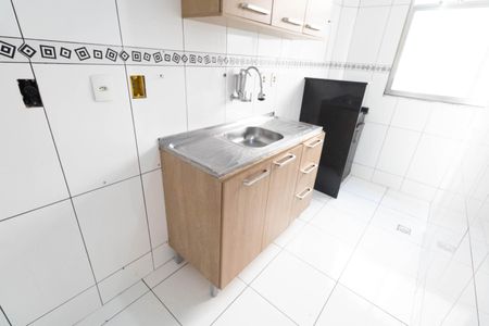 Apartamento para alugar com 42m², 2 quartos e 1 vaga Apartamento para alugar com 42m², 2 quartos e 1 vagaCozinha e Área de Serviço