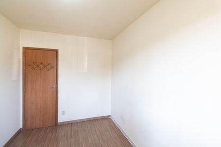 Quarto 1 de apartamento para alugar com 2 quartos, 42m² em Senador Vasconcelos, Rio de Janeiro