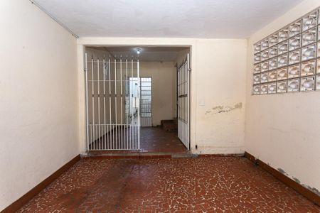 Casa à venda com 200m², 6 quartos e 1 vaga Casa à venda com 200m², 6 quartos e 1 vagaGaragem
