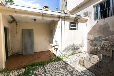 Quintal de casa à venda com 6 quartos, 200m² em Vila Moreira, São Paulo