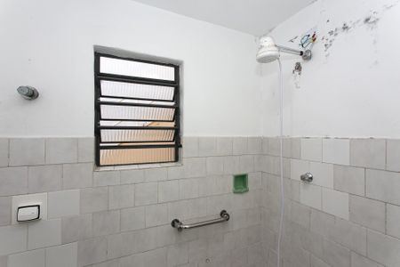 Casa à venda com 200m², 6 quartos e 1 vaga Casa à venda com 200m², 6 quartos e 1 vagaCasa 1 - Banheiro