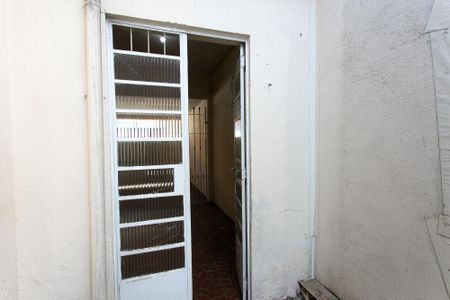 Casa à venda com 200m², 6 quartos e 1 vaga Casa à venda com 200m², 6 quartos e 1 vagaCorredor