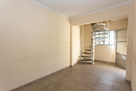 Casa à venda com 200m², 6 quartos e 1 vaga Casa à venda com 200m², 6 quartos e 1 vagaCasa 2 - Sala