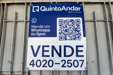 Casa à venda com 200m², 6 quartos e 1 vaga Casa à venda com 200m², 6 quartos e 1 vagaplaca ACBY-195