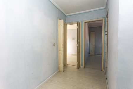 Casa à venda com 200m², 6 quartos e 1 vaga Casa à venda com 200m², 6 quartos e 1 vagaCasa 2 - Corredor