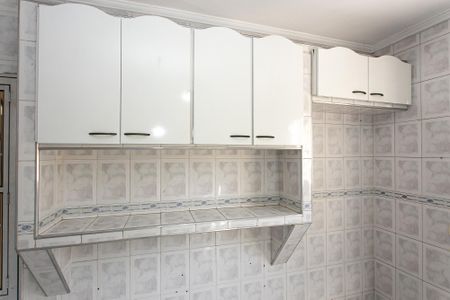 Casa à venda com 200m², 6 quartos e 1 vaga Casa à venda com 200m², 6 quartos e 1 vagaCasa 2 - Cozinha