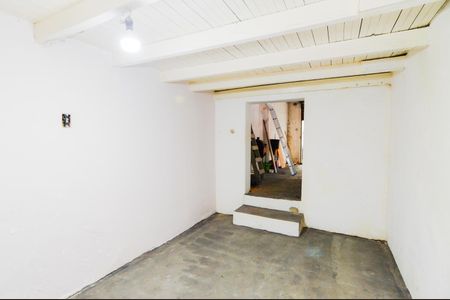 Casa à venda com 168m², 1 quarto e 1 vagaPorão 