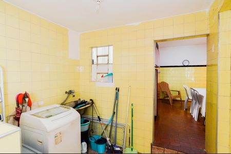 Casa à venda com 168m², 1 quarto e 1 vagaÁrea de Serviço