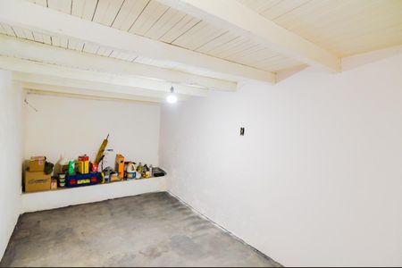 Casa à venda com 168m², 1 quarto e 1 vagaPorão 