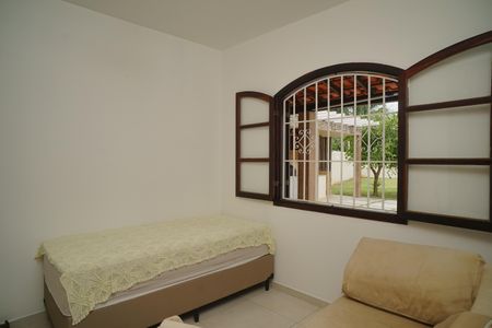 Quarto 2 de casa para alugar com 3 quartos, 840m² em Zacarias, Maricá