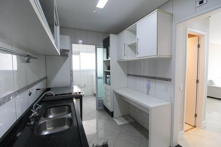 Apartamento para alugar com 90m², 3 quartos e 2 vagas Apartamento para alugar com 90m², 3 quartos e 2 vagasCozinha