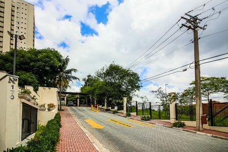 Apartamento para alugar com 90m², 3 quartos e 2 vagas Apartamento para alugar com 90m², 3 quartos e 2 vagasFachada