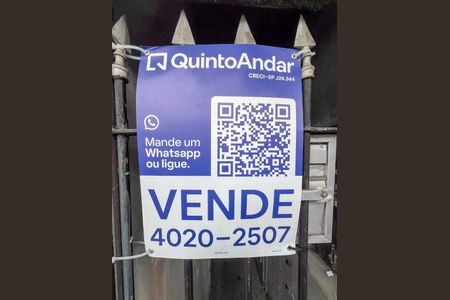 Casa de condomínio à venda com 239m², 5 quartos e 2 vagas Casa de condomínio à venda com 239m², 5 quartos e 2 vagasPlaca Quinto Andar