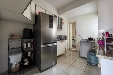 Casa de condomínio à venda com 239m², 5 quartos e 2 vagas Casa de condomínio à venda com 239m², 5 quartos e 2 vagasCasa 1 - Cozinha