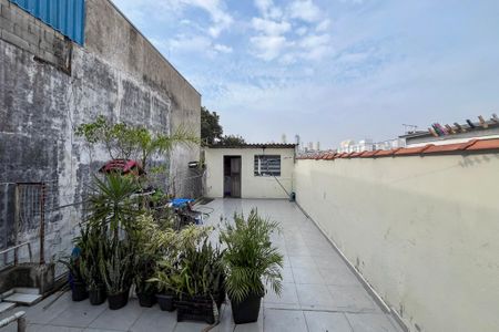 Casa de condomínio à venda com 239m², 5 quartos e 2 vagas Casa de condomínio à venda com 239m², 5 quartos e 2 vagasCasa 1 - Varanda