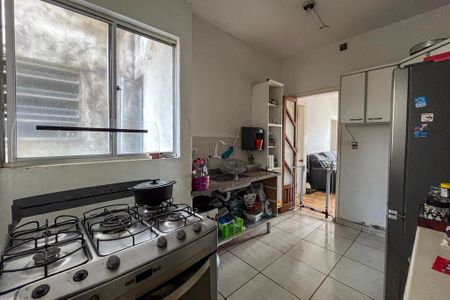 Casa de condomínio à venda com 239m², 5 quartos e 2 vagas Casa de condomínio à venda com 239m², 5 quartos e 2 vagasCasa 1 - Cozinha