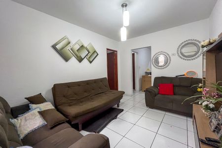 Casa de condomínio à venda com 239m², 5 quartos e 2 vagas Casa de condomínio à venda com 239m², 5 quartos e 2 vagasCasa 3 - Sala
