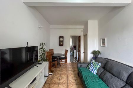 Casa 1 - Sala de casa de condomínio à venda com 5 quartos, 239m² em Vila Brasilina, São Paulo