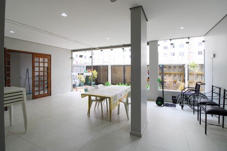 Apartamento para alugar com 62m², 2 quartos e 1 vagaSalão de Festas