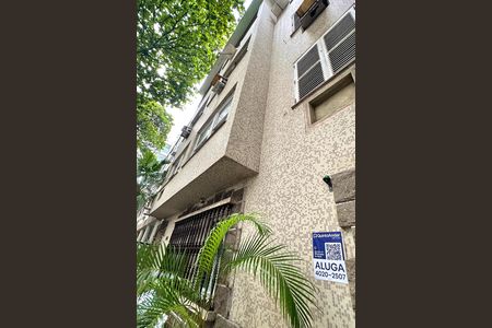 Apartamento para alugar com 60m², 2 quartos e sem vaga