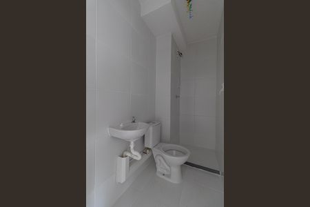 Apartamento à venda com 33m², 2 quartos e sem vaga Apartamento à venda com 33m², 2 quartos e sem vagaBanheiro social