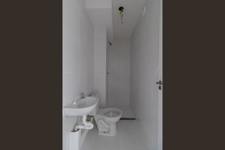 Apartamento à venda com 33m², 2 quartos e sem vaga Apartamento à venda com 33m², 2 quartos e sem vagaBanheiro social