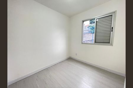 Apartamento para alugar com 72m², 3 quartos e 1 vaga Apartamento para alugar com 72m², 3 quartos e 1 vagaQuarto 2