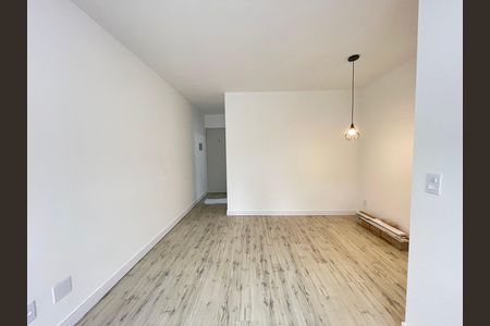 Apartamento para alugar com 72m², 3 quartos e 1 vaga Apartamento para alugar com 72m², 3 quartos e 1 vagaSala