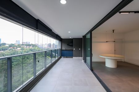 Apartamento para alugar com 3 quartos, 145m² em Jardim Fonte do Morumbi, São Paulo